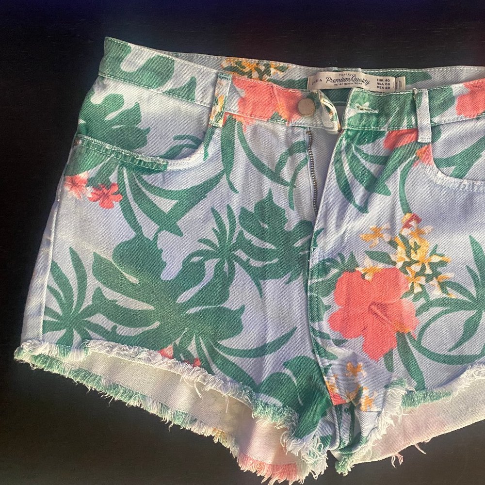Zara Denim Shorts Floral Size 8